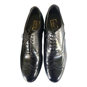 Stuart McGuire Classic Wing Tip Shoe Black Leather Oxford Size 10D